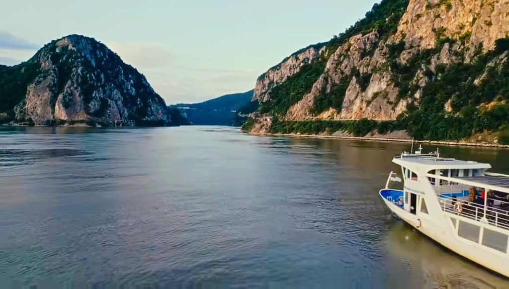 KRSTARENJE OD BEOGRADA DO KLADOVA